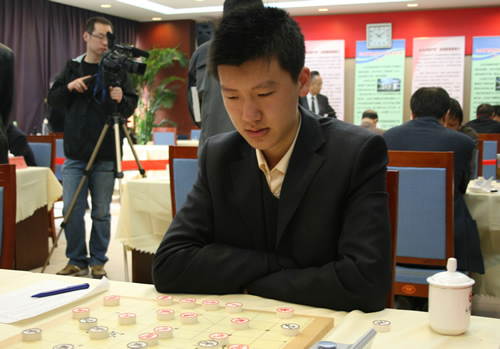 张强最新讲棋深度解析与前瞻，专业视角洞悉棋局发展动态